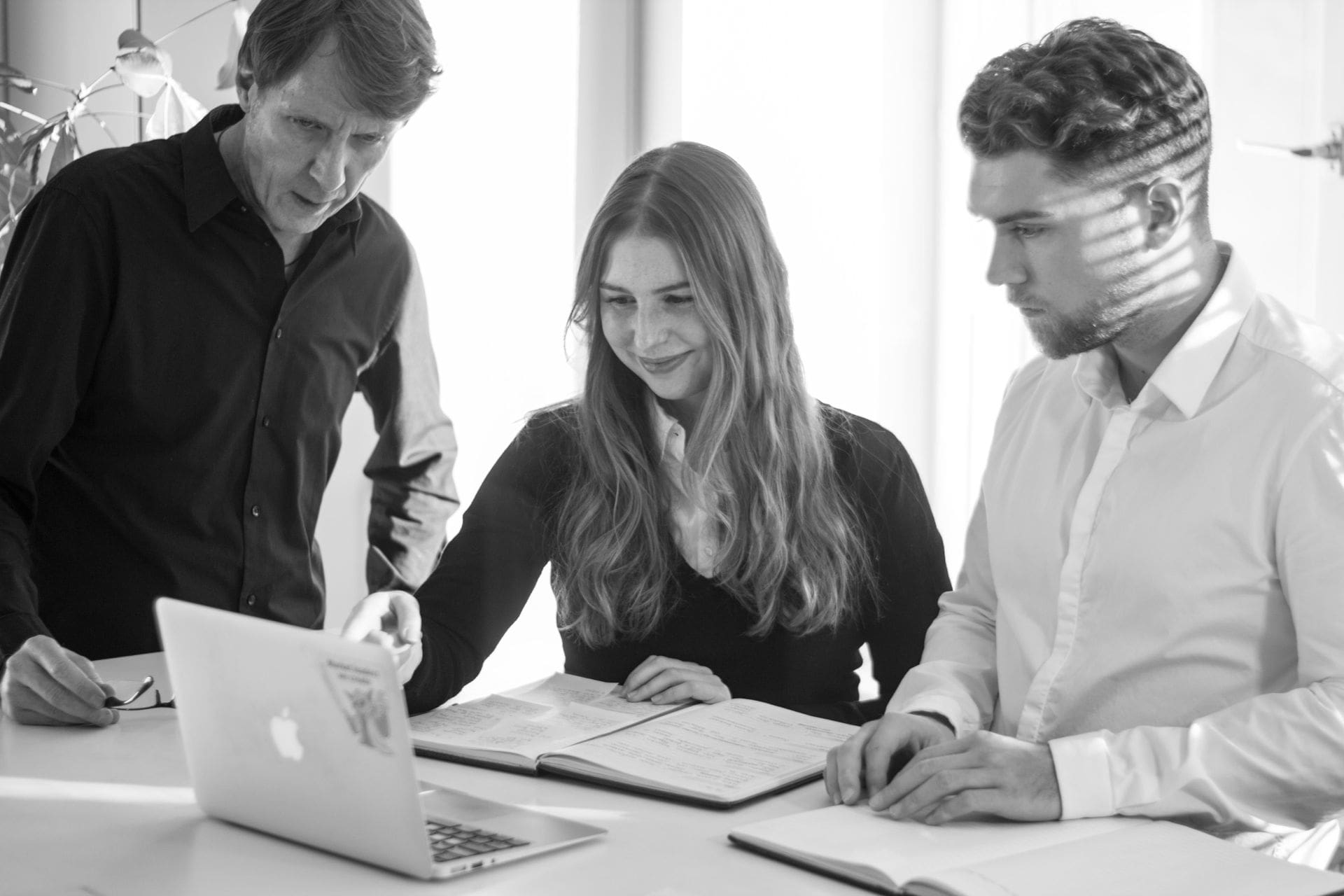 Das Team von pr://ip bespricht Inbound Strategien